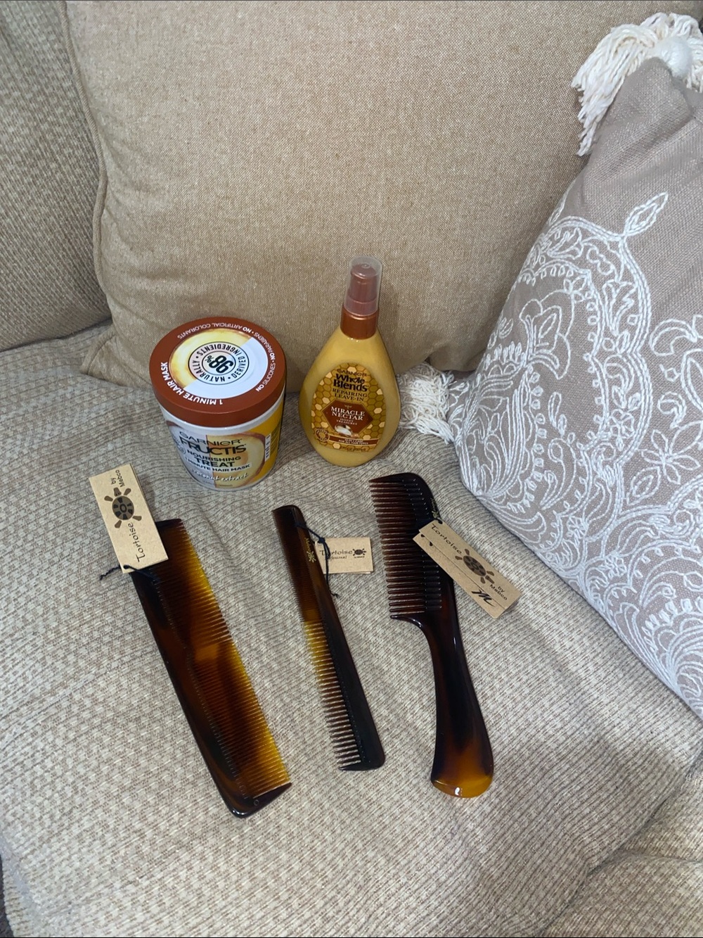 🤎🧡🤎NWT Garnier Coconut Hair Mask, Leave in Honey Nectar & Comb Set